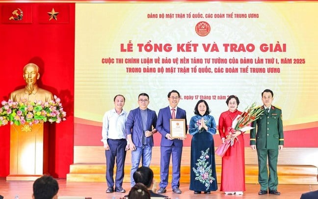 Đảng ủy phường Vũ Phúc hưởng ứng cuộc thi Chính luận về bảo vệ nền tảng tư tưởng của Đảng do Trung ương tổ chức