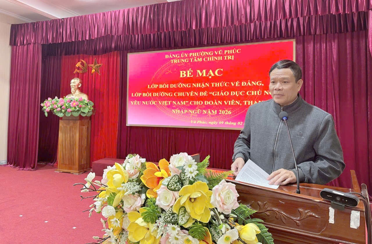 Phường Vũ Phúc tổ chức lễ bế giảng lớp tìm hiểu về đảng khóa II, năm 2026