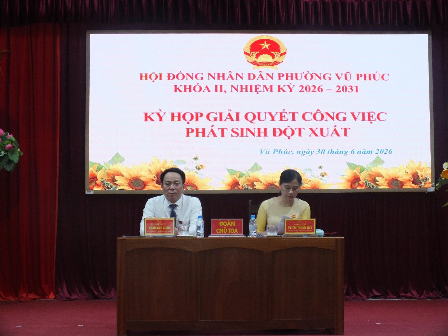 Kỳ họp đột xuất HĐND phường Vũ Phúc: Thông qua Nghị quyết về việc thông qua Đề án sắp xếp, tổ chức lại, đổi tên tổ dân phố trên địa bàn phường Vũ Phúc năm 2026