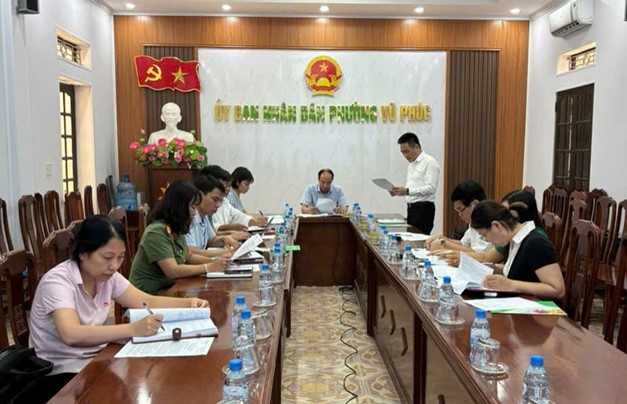 Ban Đại diện Hội đồng quản trị ngân hàng chính sách xã hội phường Vũ Phúc tổ chức phiên họp quý III năm 2026